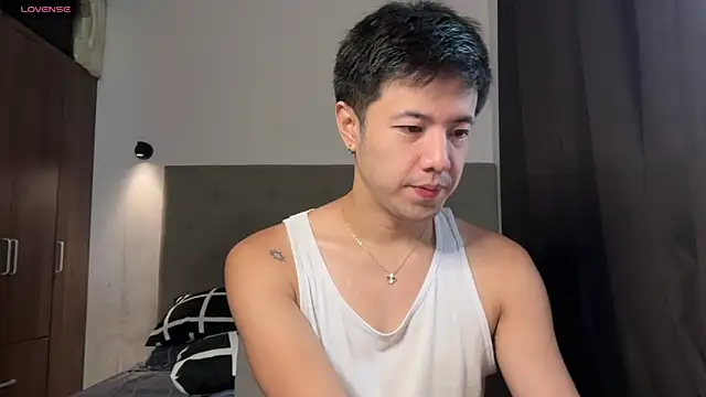 Snapshot of Addictiveboi chatting on 06/14/26, 03:41 Addictiveboi online show from 06/14/26, 03:41