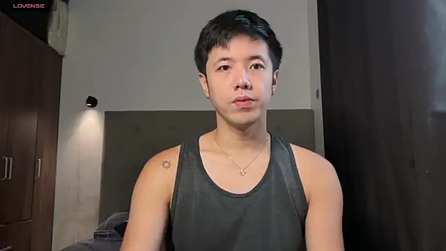 Addictiveboi online show from 06/19/26, 01:32