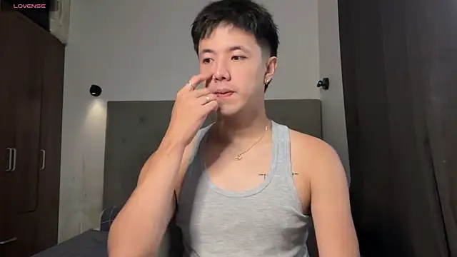 Addictiveboi online show from 06/25/26, 03:28