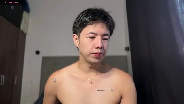 Addictiveboi online show from 07/18/26, 02:27