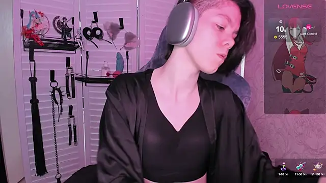 aestheticbeing online show from 09/13/25, 12:05