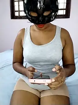 Snapshot of lolly_babie chatting on 11/15/25, 11:18 lolly babie online show from 11/15/25, 11:18