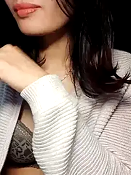 Hinna x online show from 11/17/25, 08:47