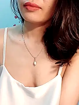 Hinna x online show from 03/27/26, 08:52