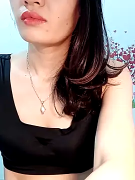 Hinna x online show from 04/18/26, 10:21