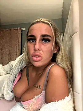 EllieMaeBaby online show from 09/20/25, 08:43