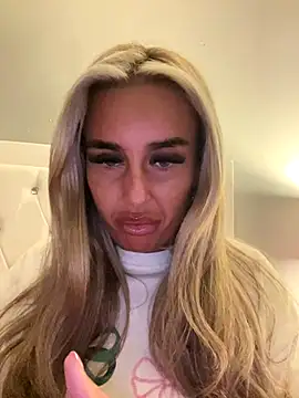 EllieMaeBaby online show from 11/27/25, 10:12