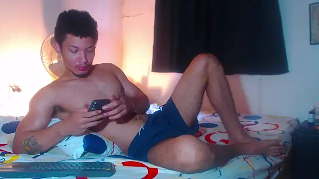 RuiMaddoox online show from 10/10/25, 12:04