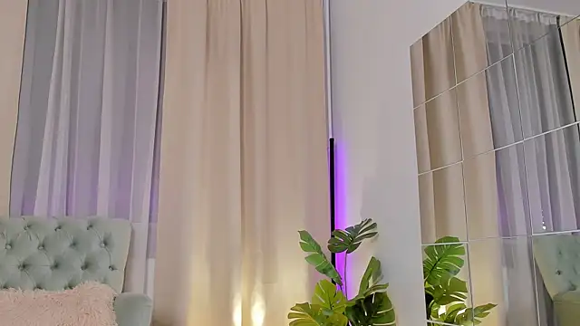 Snapshot of _xhotbaby chatting on 04/22/26, 04:59 xhotbaby online show from 04/22/26, 04:59