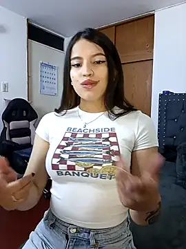 asumi 18 online show from 02/24/26, 06:17