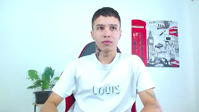 Cumandres18 online show from 12/17/25, 02:01