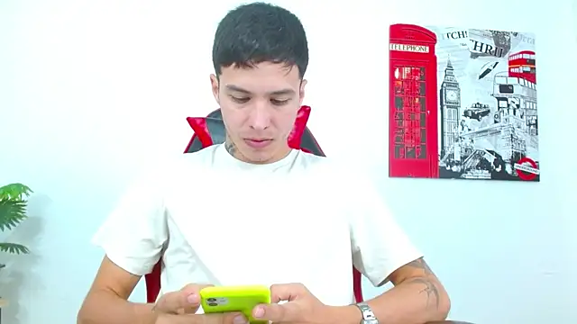 Cumandres18 online show from 02/25/26, 03:10