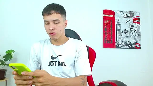 Cumandres18 online show from 03/02/26, 03:08