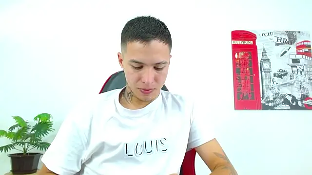 Cumandres18 online show from 04/18/26, 02:54