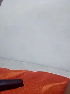 hanna ross27 online show from 10/16/25, 05:08