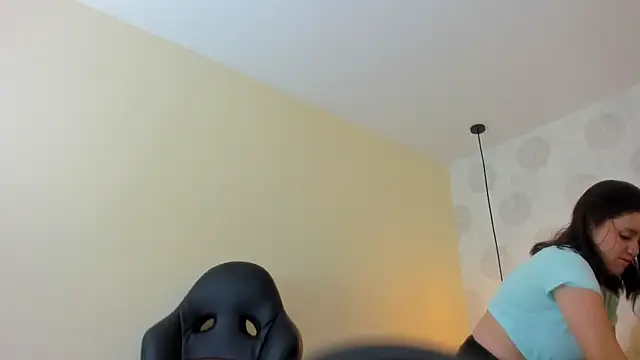 GIANAMILLER6 online show from 02/16/26, 12:12