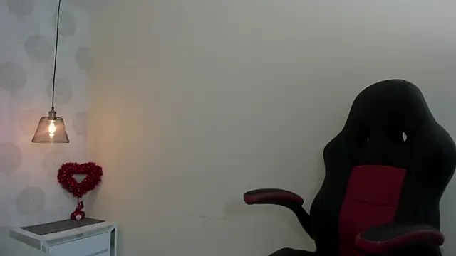 GIANAMILLER6 online show from 03/30/26, 12:06