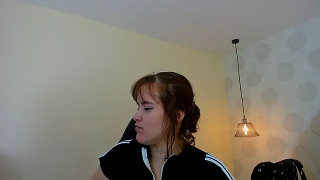 Snapshot of GIANAMILLER6 chatting on 07/13/26, 12:08 GIANAMILLER6 online show from 07/13/26, 12:08