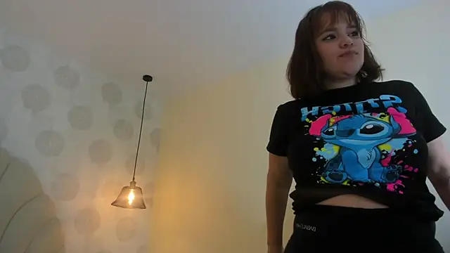 Snapshot of GIANAMILLER6 chatting on 07/17/26, 12:12 GIANAMILLER6 online show from 07/17/26, 12:12