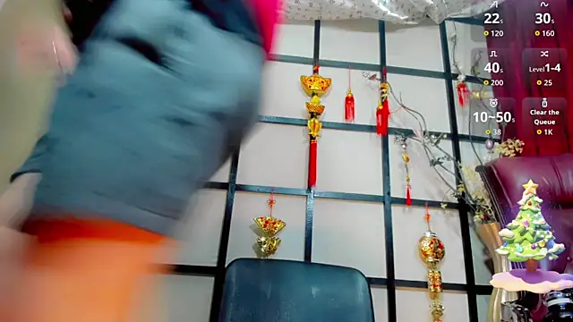 Madison Mujica online show from 11/30/25, 11:14