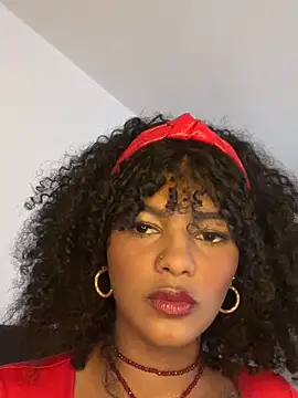 Snapshot of Tyra_bank chatting on 06/16/26, 05:59 Tyra bank online show from 06/16/26, 05:59