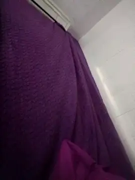 Snapshot of Mounstro3 chatting on 10/14/25, 12:55 Mounstro3 online show from 10/14/25, 12:55