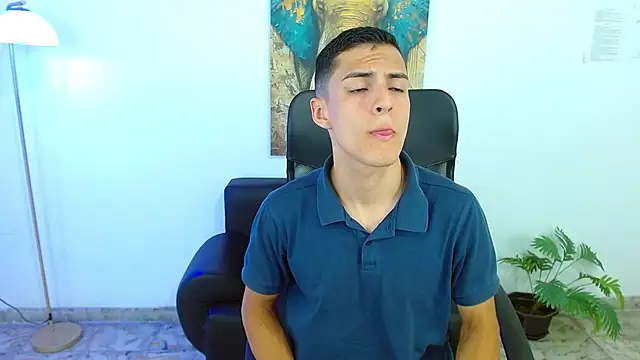 Matiius18 online show from 04/11/26, 02:43