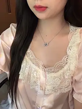 Nana kute20 online show from 10/06/25, 07:28