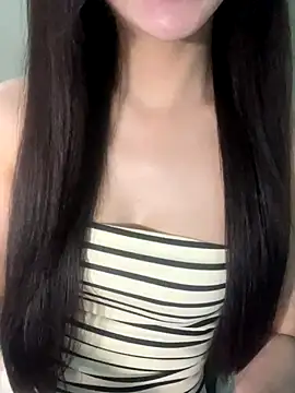 Snapshot of Dior_baby chatting on 10/01/25, 01:55 Dior baby online show from 10/01/25, 01:55