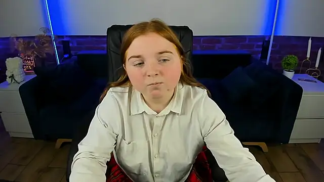 KattyRose8 online show from 09/18/25, 05:42