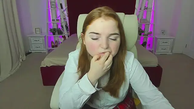 KattyRose8 online show from 04/28/26, 05:34
