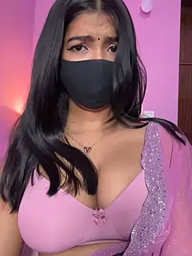 Snapshot of Neha18 chatting on 04/25/26, 01:41 Neha18 online show from 04/25/26, 01:41