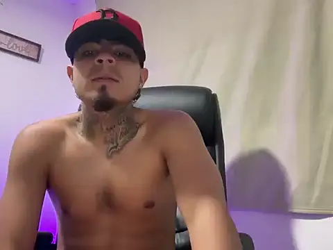 Snapshot of freyva chatting on 02/01/26, 03:10 freyva online show from 02/01/26, 03:10