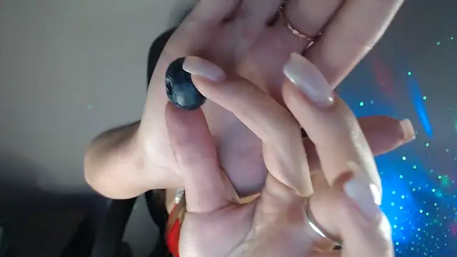 Snapshot of BonnieX_ chatting on 11/14/25, 02:16 BonnieX online show from 11/14/25, 02:16