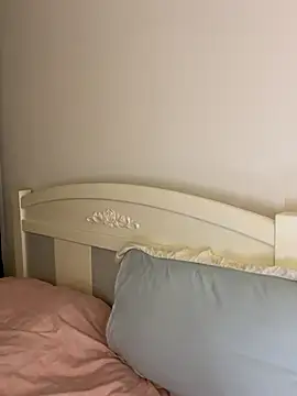 Ella-A9 online show from 11/07/25, 01:00