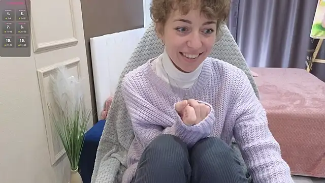 daniellia  online show from 09/17/25, 08:05