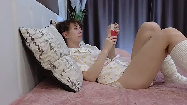 daniellia  online show from 10/07/25, 07:49