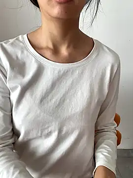 MengMeng0515 online show from 11/14/25, 04:22