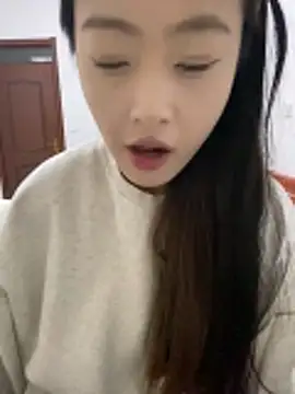 MengMeng0515 online show from 12/03/25, 11:41