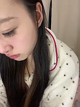 MengMeng0515 online show from 04/24/26, 09:45