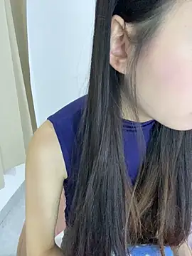 MengMeng0515 online show from 06/07/26, 02:21
