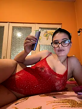 Larra69 online show from 11/16/25, 05:40