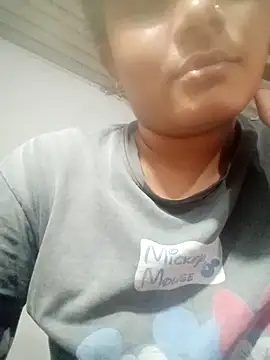 Snapshot of Hot_siiii chatting on 09/15/25, 03:23 Hot siiii online show from 09/15/25, 03:23