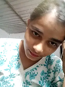 Snapshot of Hot_siiii chatting on 10/05/25, 02:15 Hot siiii online show from 10/05/25, 02:15