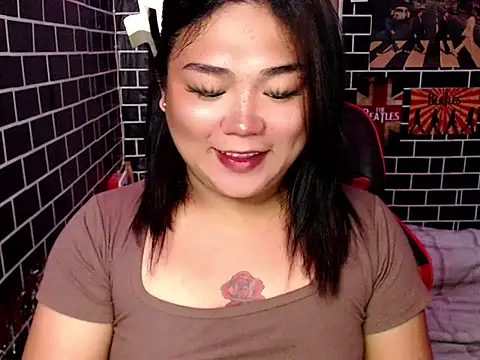 luluakovi 69 online show from 09/25/25, 09:24