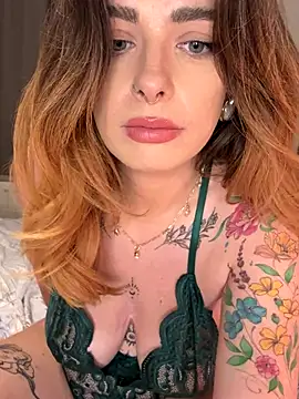 PiperPassionX online show from 10/04/25, 09:02