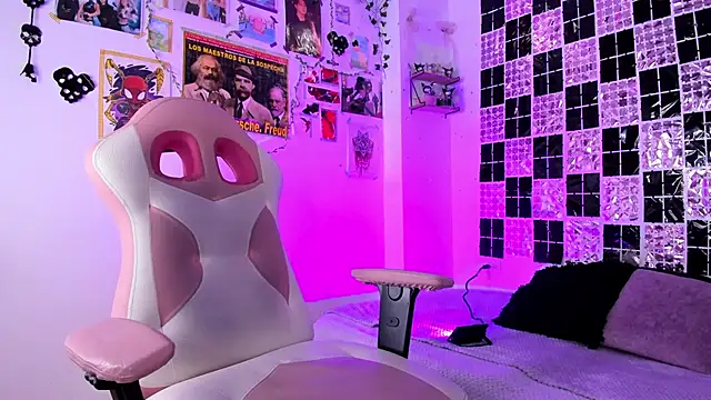 UchikyDoll online show from 02/24/26, 05:55