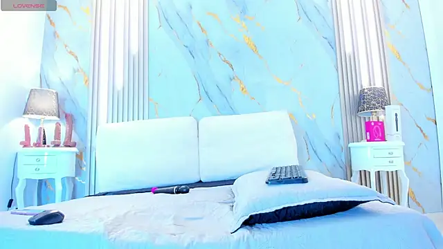 Tiifany Baker online show from 04/11/26, 07:51