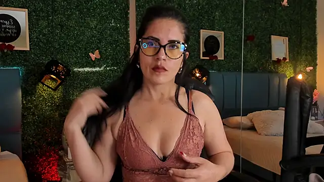 Linagh  online show from 12/20/25, 11:28