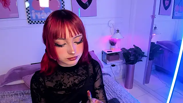 Zoe Lynch  online show from 02/05/26, 12:10